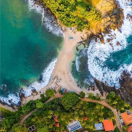 Isolabella Ayurveda Hotel Hiriketiya Nilwella Buitenkant foto