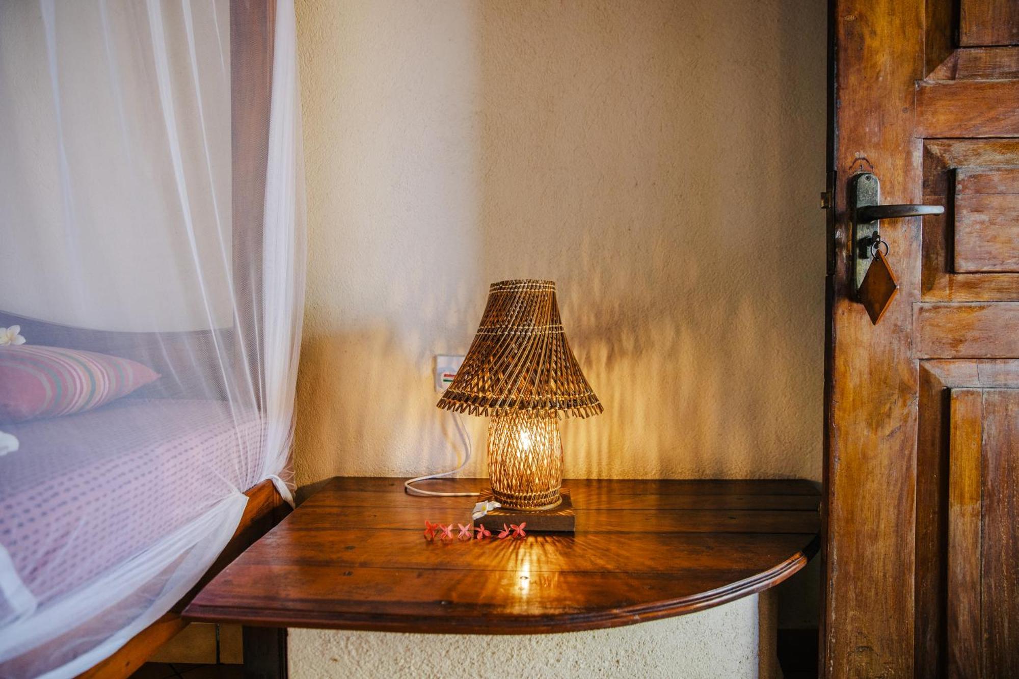 Isolabella Ayurveda Hotel Hiriketiya Nilwella Buitenkant foto